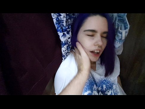 ❤️ Našel jsem svou sestru ve skříni a pomohl jí udělat se ️ Šukání u cs.pornpictureshq.ru ❌️